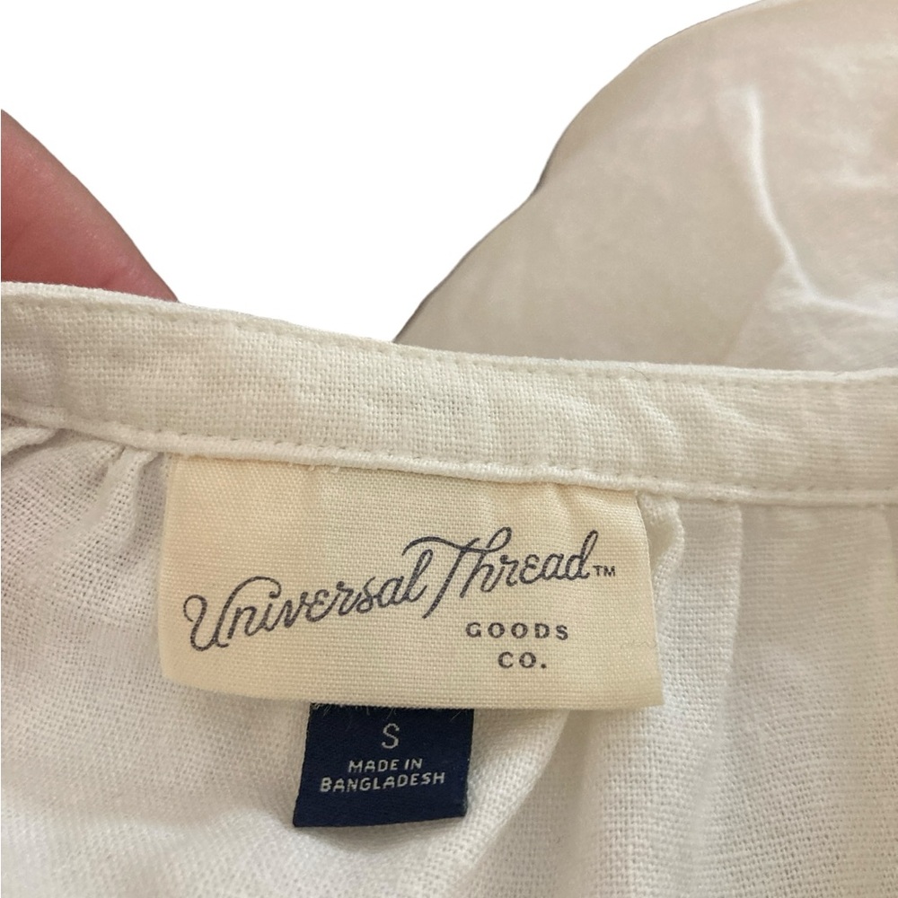Universal Thread Flutter Cap Sleeve White Blouse-… - image 3